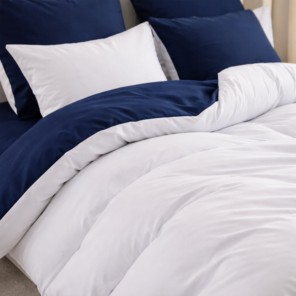 Pościel bawełniana biała granatowa dwukolorowa Hermanubis 160x200 3 el. Par-P12