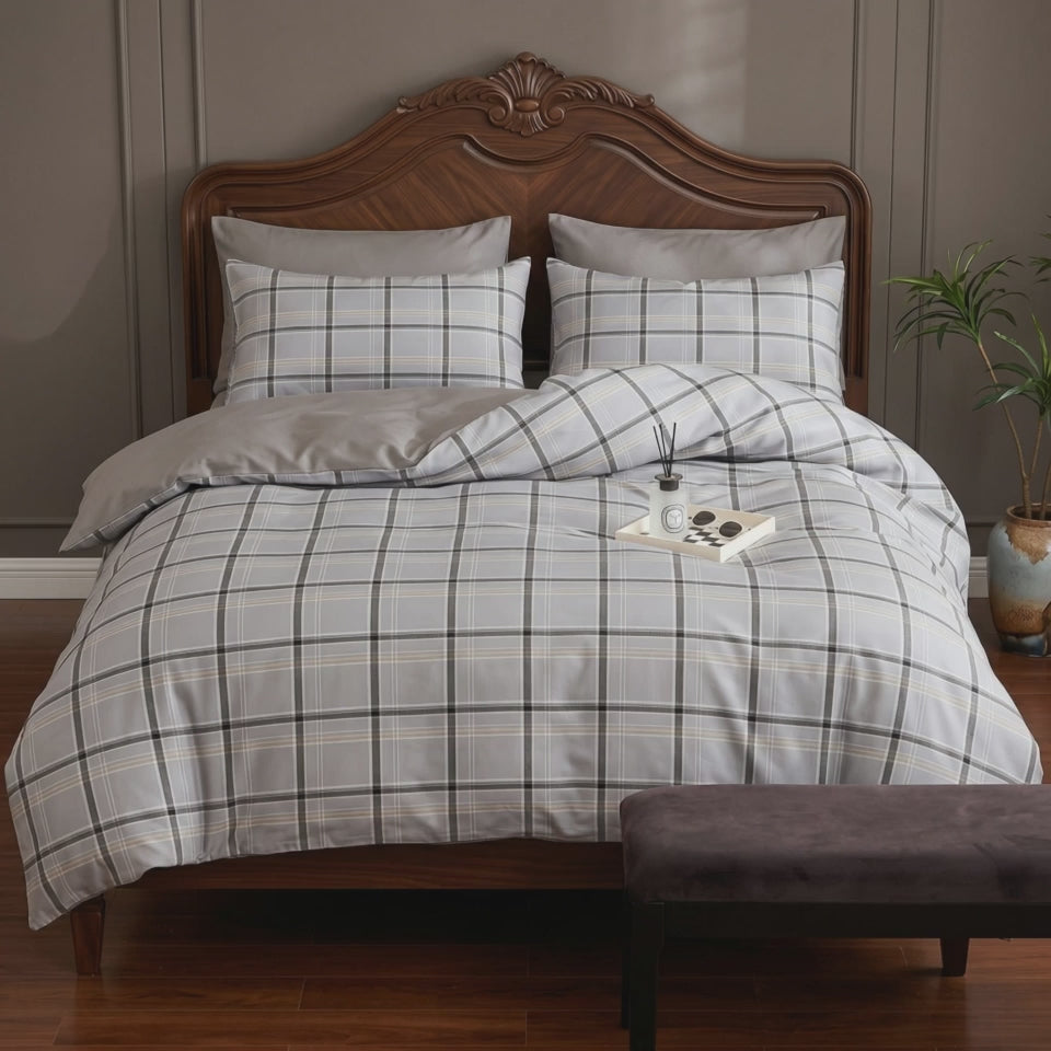 Pościel bawełniana dwustronna szara w kratę 160x200 3 el. Grantham Elegance Check m1777