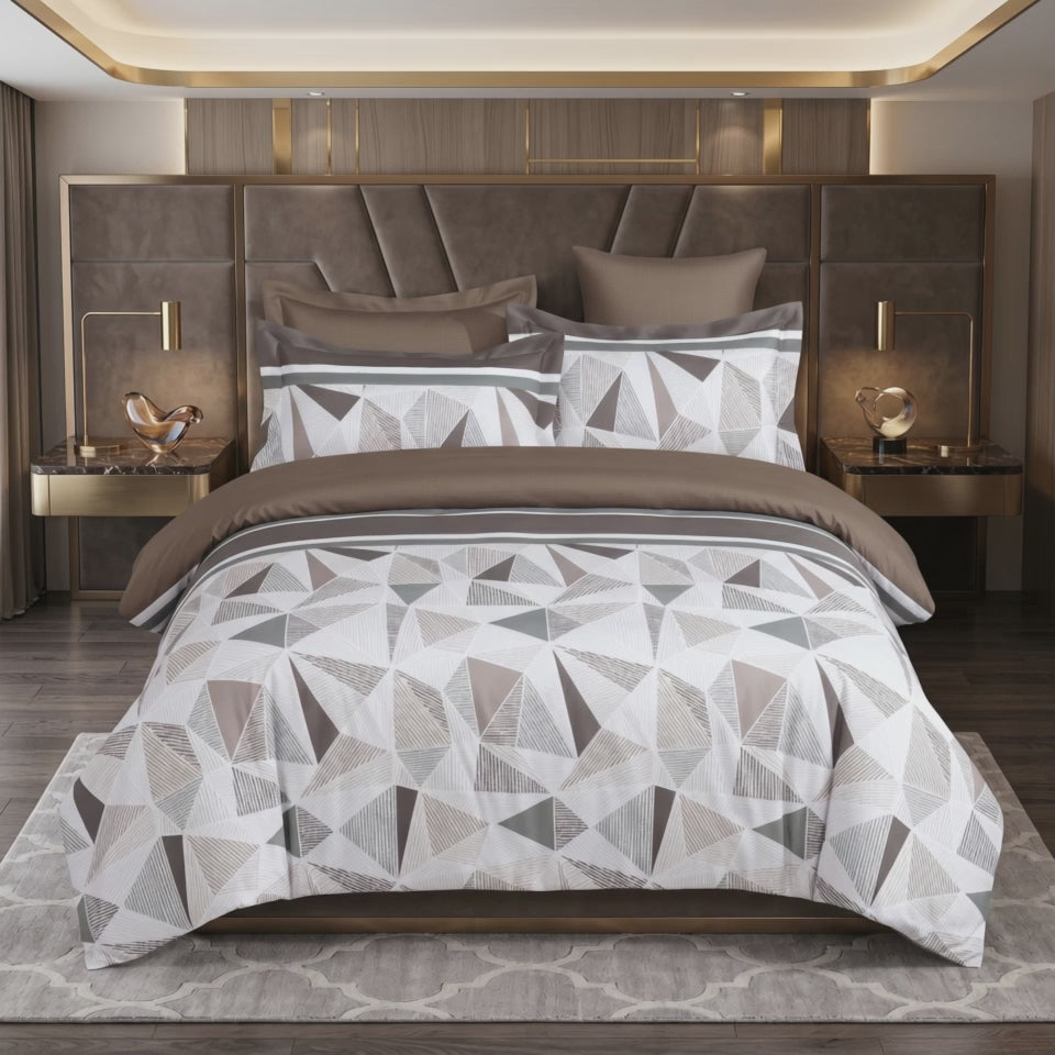 Pościel z mikrofibry dwustronna beżowa szara taupe brązowa w geometryczny wzór 200x220 3 el. Moderna Taupe h1565