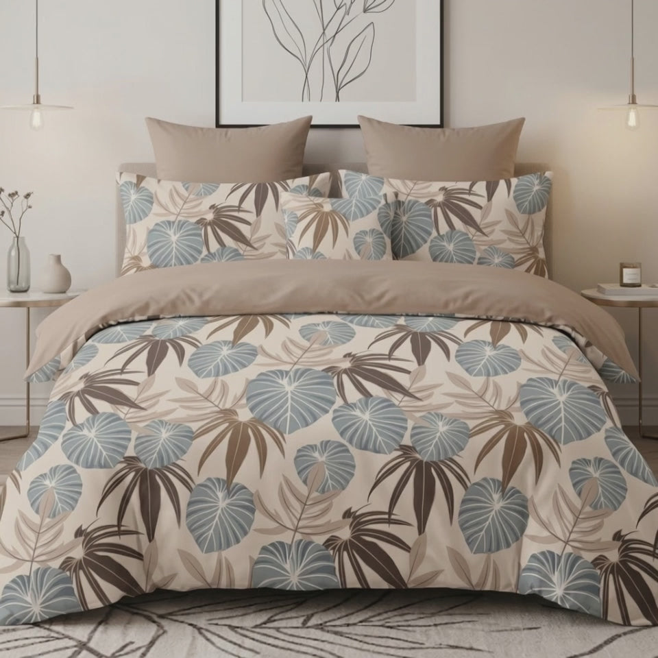 Pościel z mikrofibry dwustronna beżowa taupe brązowa w liście 180x200 3 el. Serene Monstera h1644