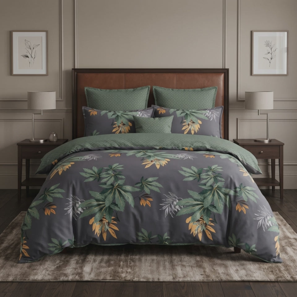 Pościel z mikrofibry dwustronna zielona w liście 200x220 3 el. Forest Ember h1706