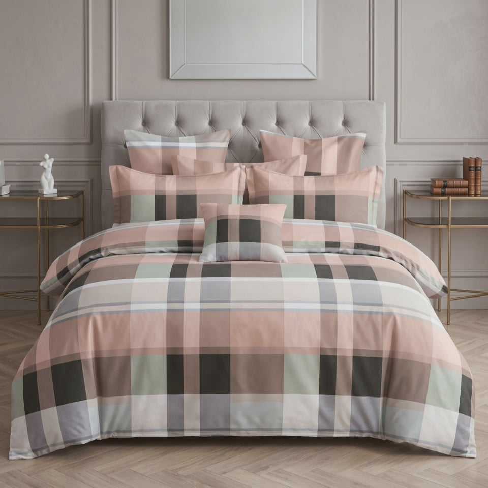 Pościel z mikrofibry różowa szara biała w krate  200x220 3 el. Blush Highland h1622
